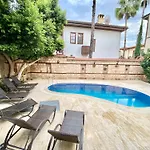 Attalos Vilă Antalya