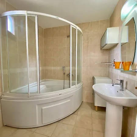 Attalos Villa *