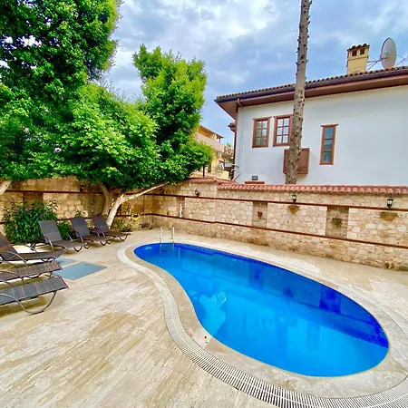 Attalos Villa *