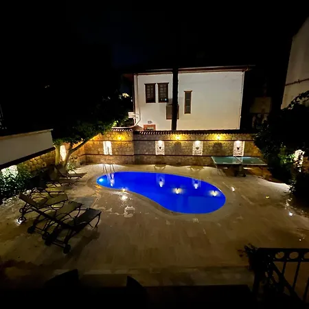 Attalos Villa *