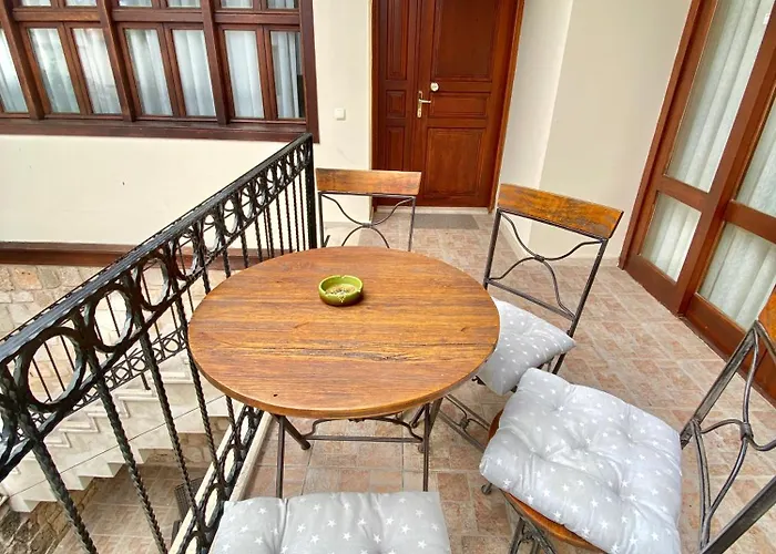 Attalos Villa